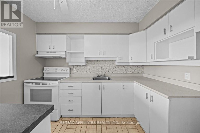 29135891/1507-158b-mcarthur-avenue/vanier/ottawa/ontario/K1L8C9_11