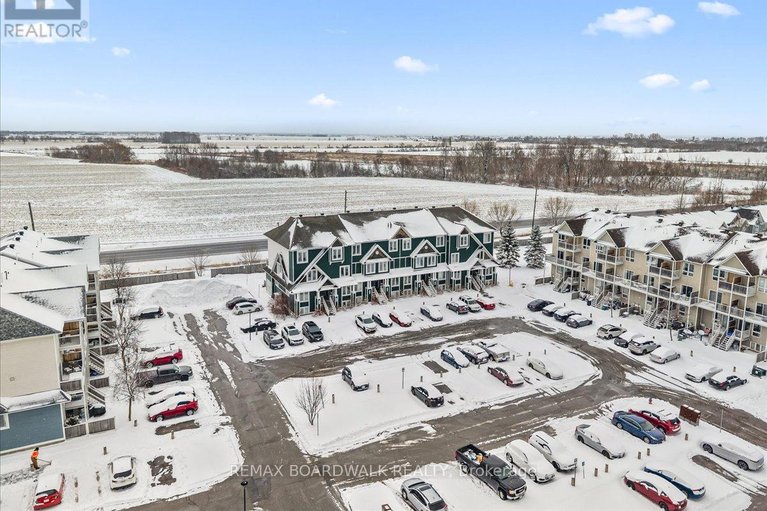 29483798/364-crownridge-drive/emerald-meadowstrailwest/ottawa/ontario/K2M3A4_41
