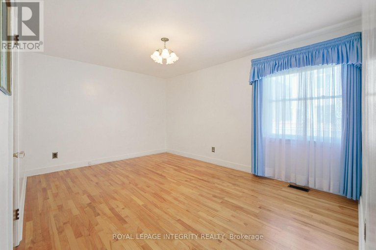 28863482/81-drouin-avenue/overbrook/ottawa/ontario/K1K2A6_19