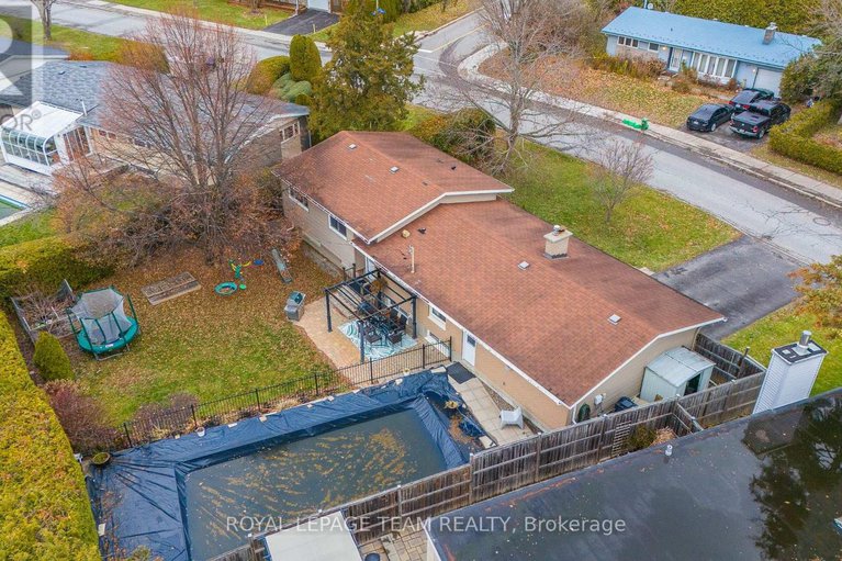 29147557/62-crystal-beach-drive/crystal-beach/ottawa/ontario/K2H5N1_48