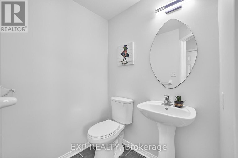 29298389/30-fieldberry-private/stonebridge/ottawa/ontario/K2J5E8_32