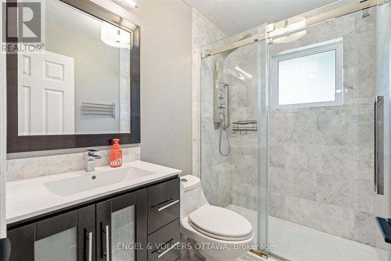 28638374/2097-neepawa-avenue/carlingwood/ottawa/ontario/K2A3L8_23