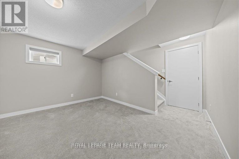 29143792/426-epoch-street/half-moon-bay/ottawa/ontario/K2J6X7_27