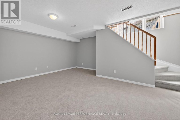 29662790/3835-crowsnest-avenue/quinterra/ottawa/ontario/K1V1K4_20