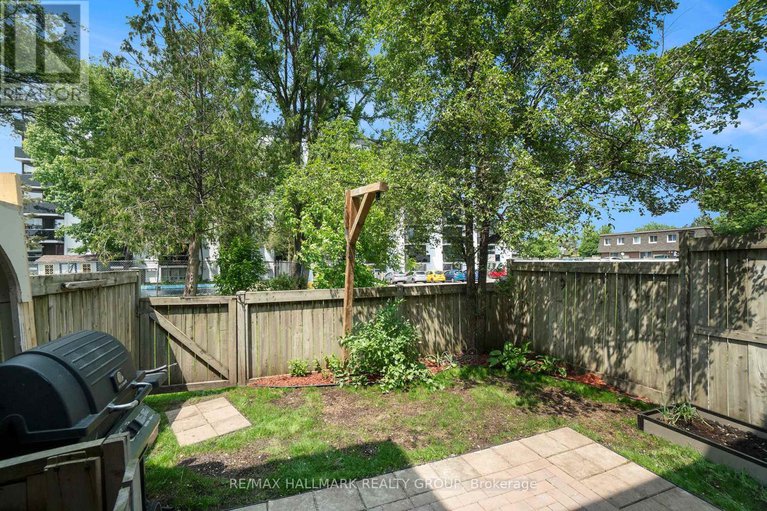 28410250/54-corley-private/heron-gateindustrial-park/ottawa/ontario/K1V8T7_27
