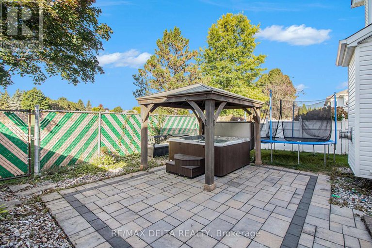 28928926/1610-duplante-avenue/fallingbrookpineridge/ottawa/ontario/K4A4A2_37