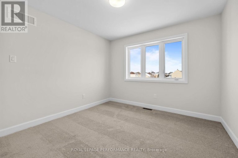 29178346/10-academie-street/embrun/russell/ontario/K0A1W0_20