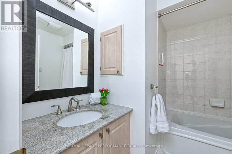 28941534/42-yorkville-street/central-park/ottawa/ontario/K2C4B5_13