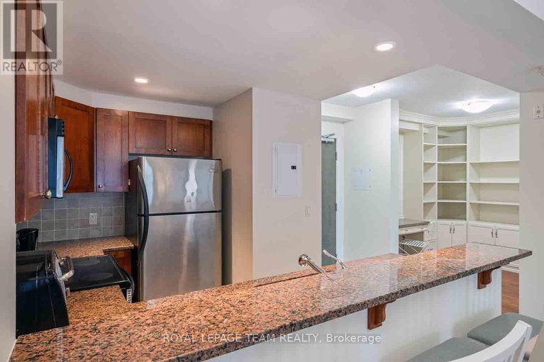28774329/909-200-besserer-street/sandy-hill/ottawa/ontario/K1N0A7_20
