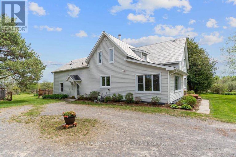 28321251/3513-ashton-station-road/goulbourn-twp-from-franktown-rdsouth-to-rideau/ottawa/ontario/K0A1B0_36