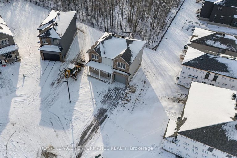 29178346/10-academie-street/embrun/russell/ontario/K0A1W0_46