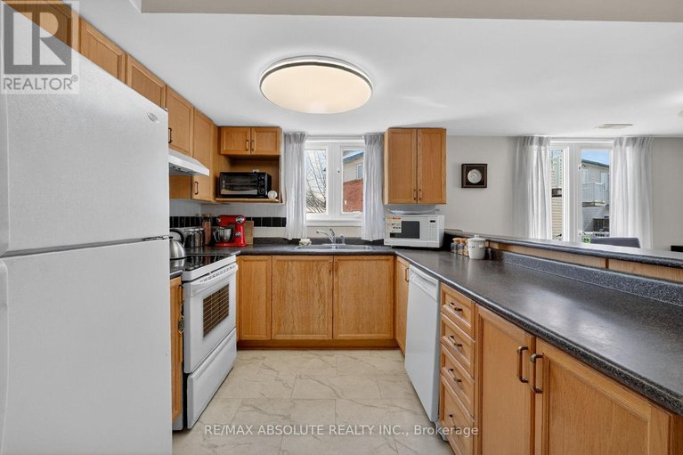 29681192/117-tall-pines-private/leslie-park/ottawa/ontario/K2H1H1_23