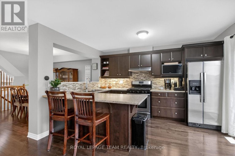 29613135/3117-burritts-rapids-place/half-moon-bay/ottawa/ontario/K2J0S7_9