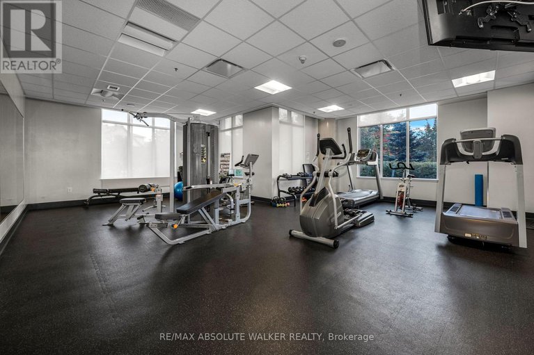28469655/307-90-landry-street/vanier/ottawa/ontario/K1L0A9_26