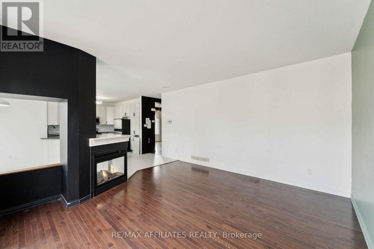 28969212/59-baywood-drive/stittsville-south/ottawa/ontario/K2S2H5_12