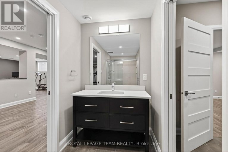 29651799/1670-ortona-avenue/carleton-heights/ottawa/ontario/K2C1W7_41