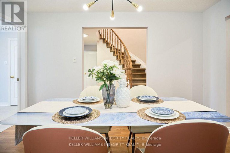 28409851/9-shannondoe-crescent/bridlewood/ottawa/ontario/K2M2C8_9