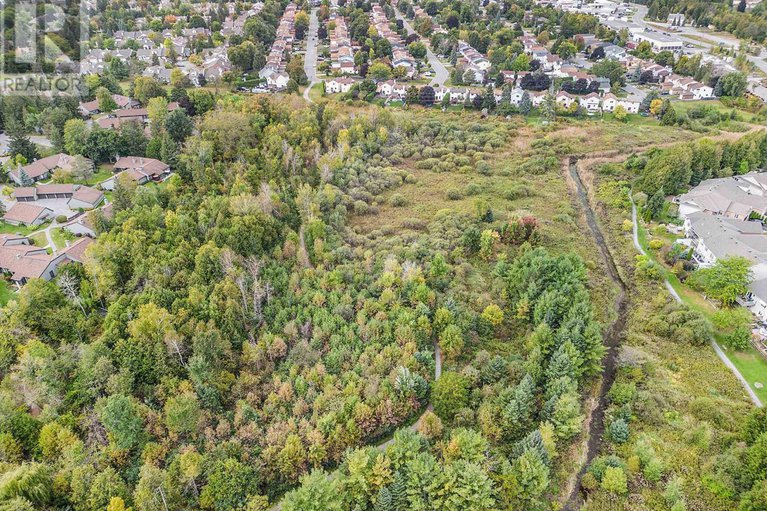 28641582/44-innesbrook-court/stittsville-central/ottawa/ontario/K2S1C7_37