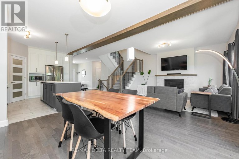 28750811/688-geneva-crescent/embrun/russell/ontario/K0A1W0_18