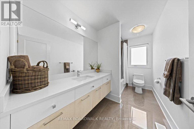 29360290/255-avondale-avenue/westborohampton-park/ottawa/ontario/K1Z7G7_35