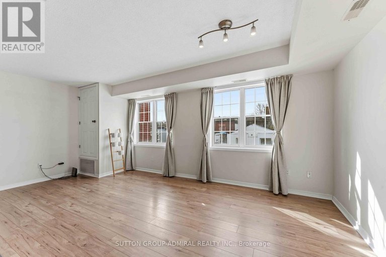 29683790/9-130-rochester-street/west-centre-town/ottawa/ontario/K1R0A3_22