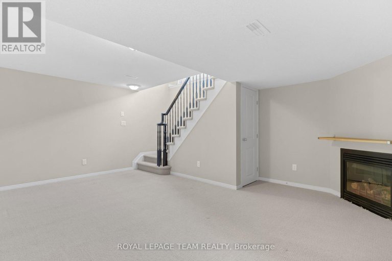 28376167/910-caldermill-private-w/stonebridge/ottawa/ontario/K2J0Z7_27