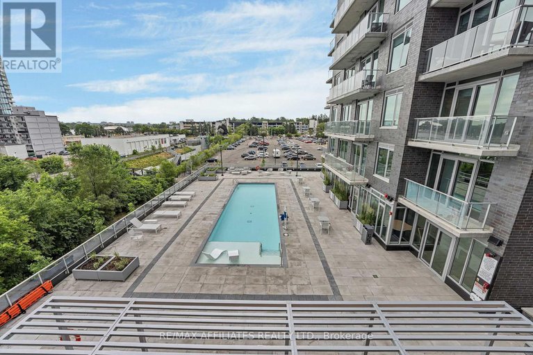 28545690/1807-111-champagne-avenue-s/west-centre-town/ottawa/ontario/K1S5V3_23