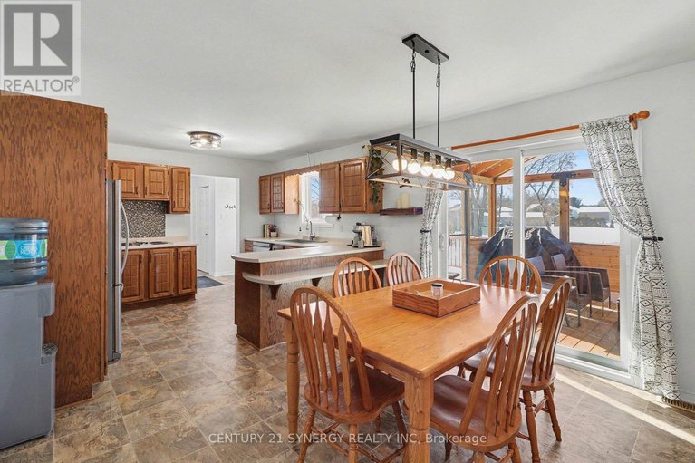 29365136/2290-valley-street/moose-creek/north-stormont/ontario/K0C1W0_10