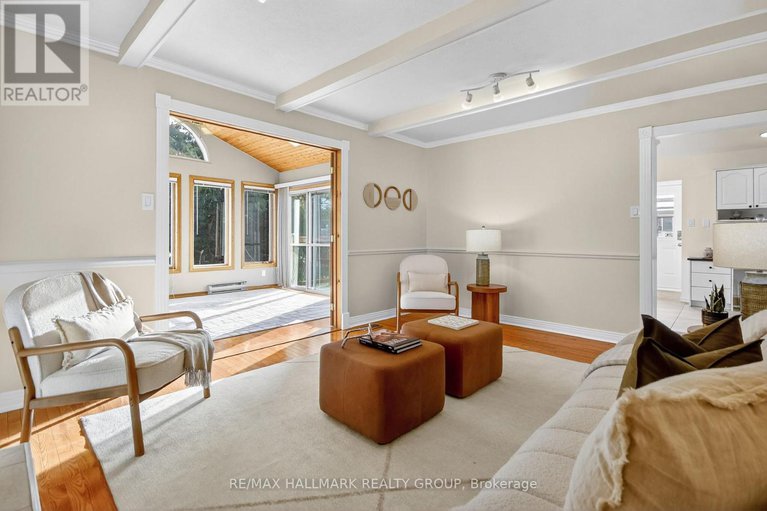 29129242/89-westpark-drive/blackburn-hamlet/ottawa/ontario/K1B3G4_22