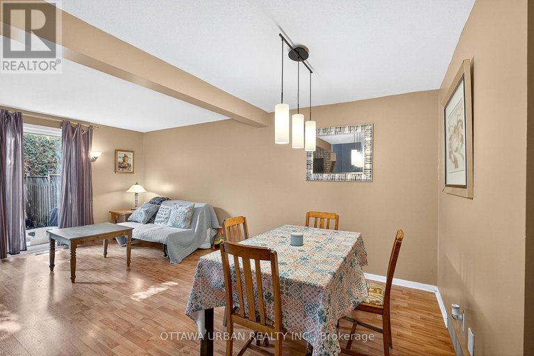 29002316/7986-decarie-drive/orleans-wood/ottawa/ontario/K1C2C4_13
