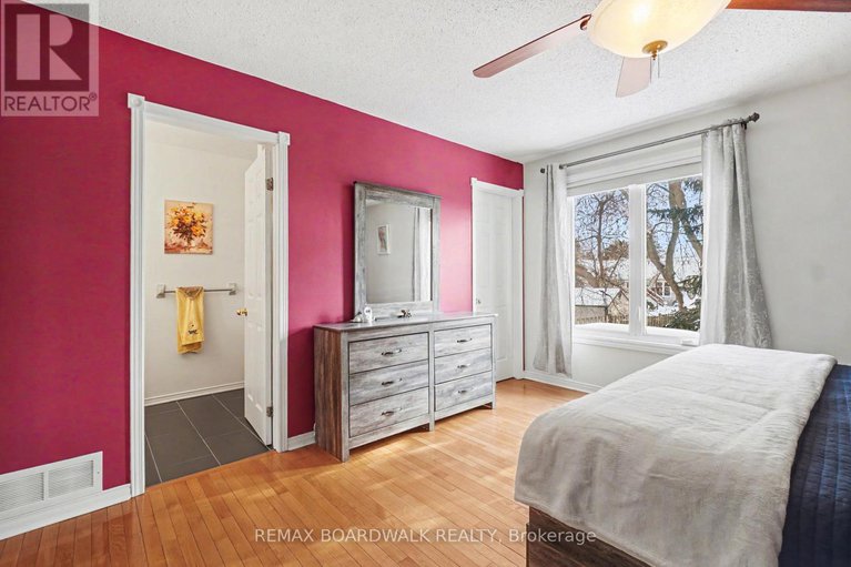 29349073/38-lapointe-boulevard/embrun/russell/ontario/K0A1W0_17