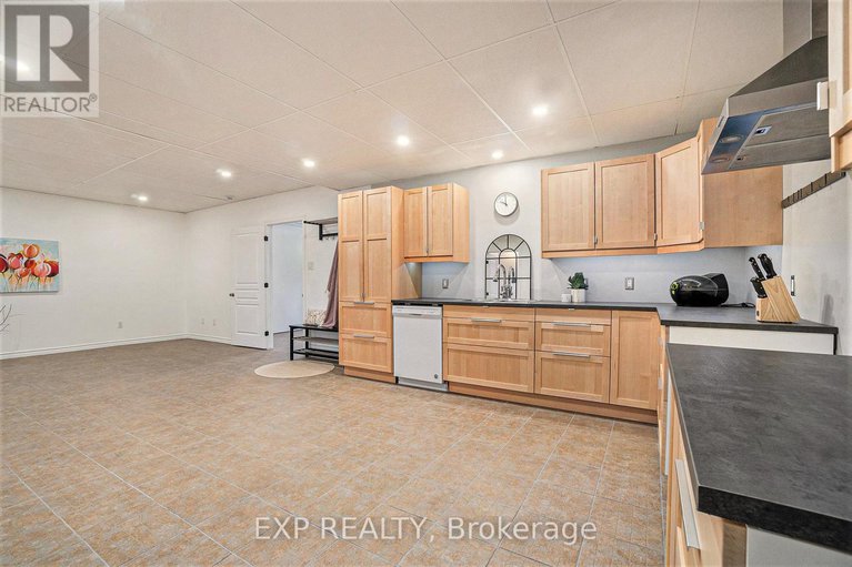 28859673/1508-st-andre-road/russell-twp/russell/ontario/K0A1W0_21