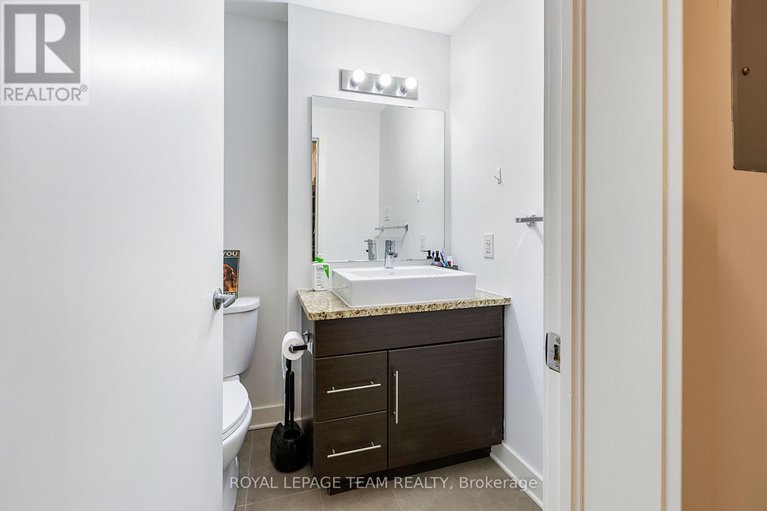 28570560/308-360-cumberland-street/lower-townbyward-market/ottawa/ontario/K1N0B1_16