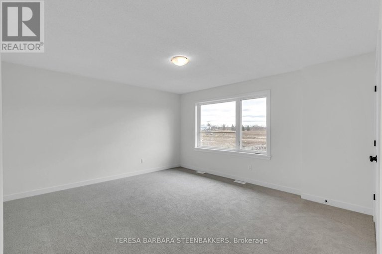 28424668/783-kenny-gordon-avenue/riverside-southgloucester-glen/ottawa/ontario/K4M0V2_21