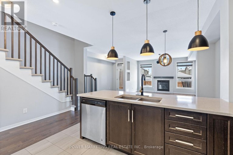 29338416/497-cope-drive/emerald-meadowstrailwest/ottawa/ontario/K2V0P1_8