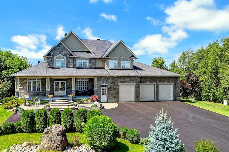 28905922/365-west-lake-circle/huntley-ward-south-east/ottawa/ontario/K0A1L0_1