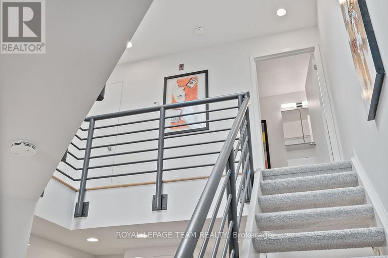 29571957/26-202-st-patrick-street/lower-townbyward-market/ottawa/ontario/K1N5K3_22