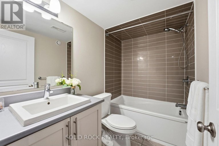 29583992/76-palfrey-way/emerald-meadowstrailwest/ottawa/ontario/K2V0B3_22