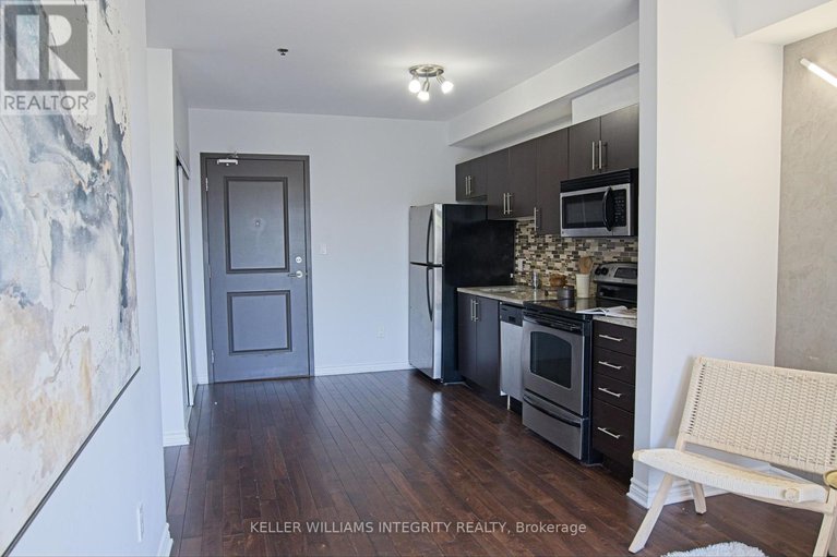 28312061/320-429-kent-street/ottawa-centre/ottawa/ontario/K2P1B5_8