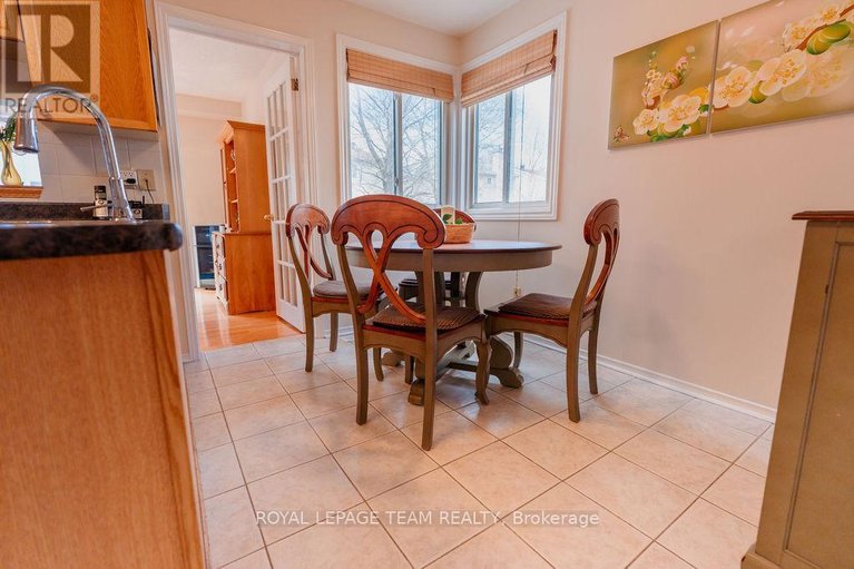 29615075/16-pickwick-drive/cedargrovefraserdale/ottawa/ontario/K2J3G1_15