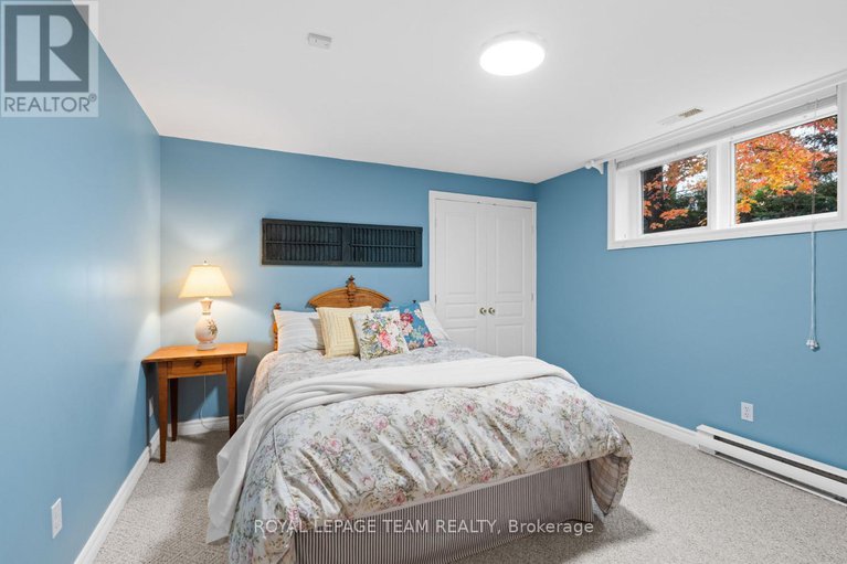 29034501/6437-waddion-drive/greely/ottawa/ontario/K4P1E7_30