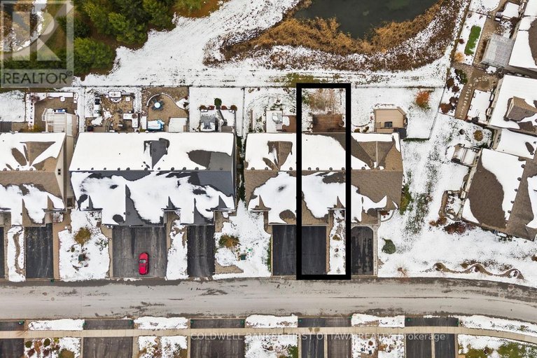 29591109/239-royal-landing-gate/north-grenville-twp-kemptville-south/north-grenville/ontario/K0G1J0_37