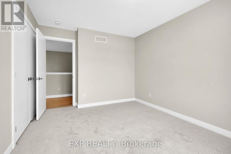 28620818/98-pizzicato-street/mer-bleuebradley-estatesanderson-park/ottawa/ontario/K1C7G4_25