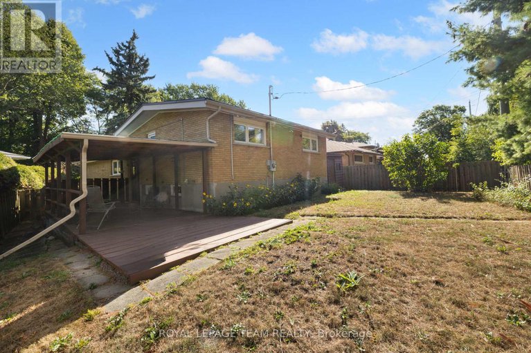28874346/660-sandra-avenue/elmvale-acres/ottawa/ontario/K1G2Z8_27