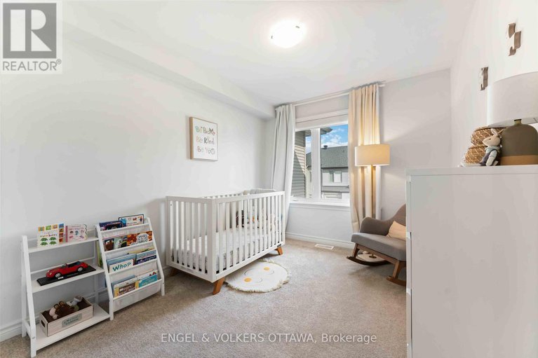 29019442/781-cairn-crescent/mer-bleuebradley-estatesanderson-park/ottawa/ontario/K1W0P7_28