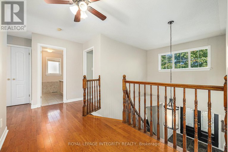 28906103/10-maybrook-place/barrhaven-east/ottawa/ontario/K2G6H6_23