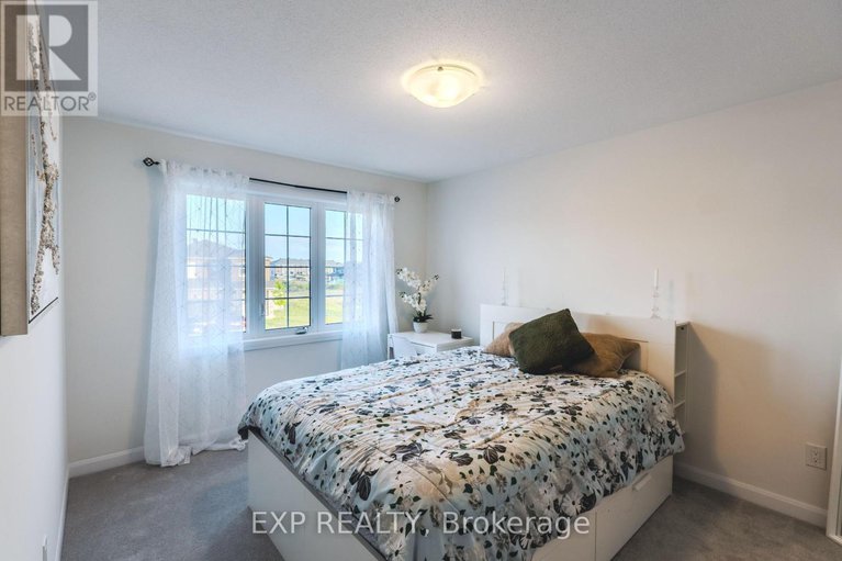 28597121/818-cappamore-drive/half-moon-bay/ottawa/ontario/K2J6V6_25