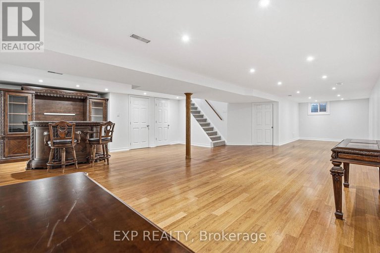 29162985/2159-fillmore-crescent/beacon-hill-north/ottawa/ontario/K1J6A1_26