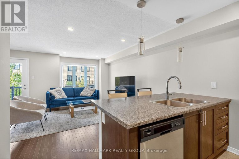 28837597/805-element-private/emerald-meadowstrailwest/ottawa/ontario/K2M0M8_22