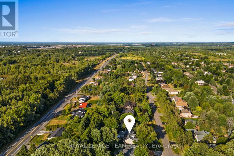 28905926/6825-sunset-boulevard/greely/ottawa/ontario/K4P1M6_49